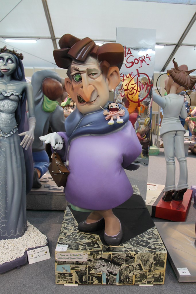 Totfalles: Plaça de la Santa Creu