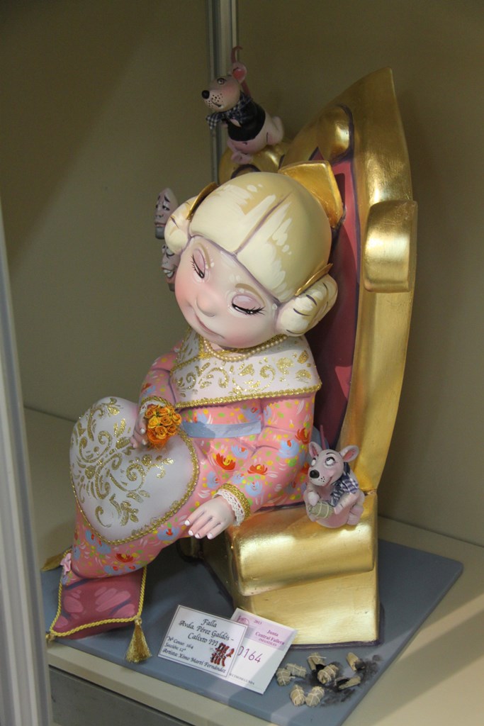 Totfalles: Av. Pérez Galdós-Calixto III