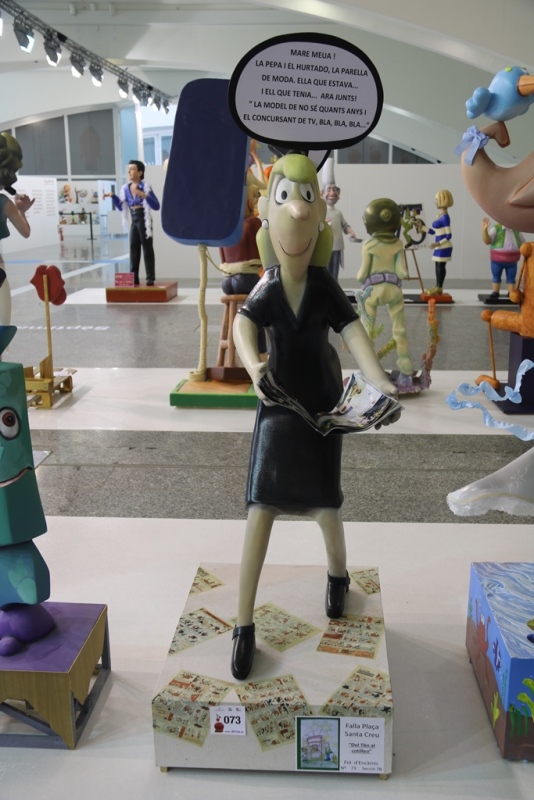 Totfalles: Plaça de la Santa Creu
