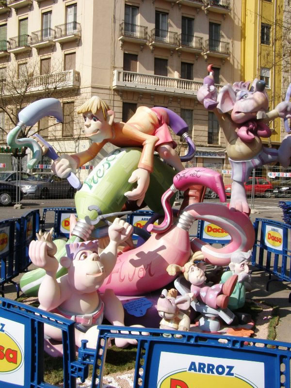 Totfalles: Plaza del Pintor Segrelles