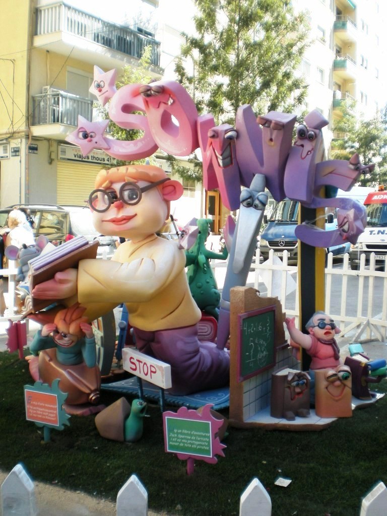 Totfalles: Fray Pedro Vives-Bilbao-Maximiliano Thous