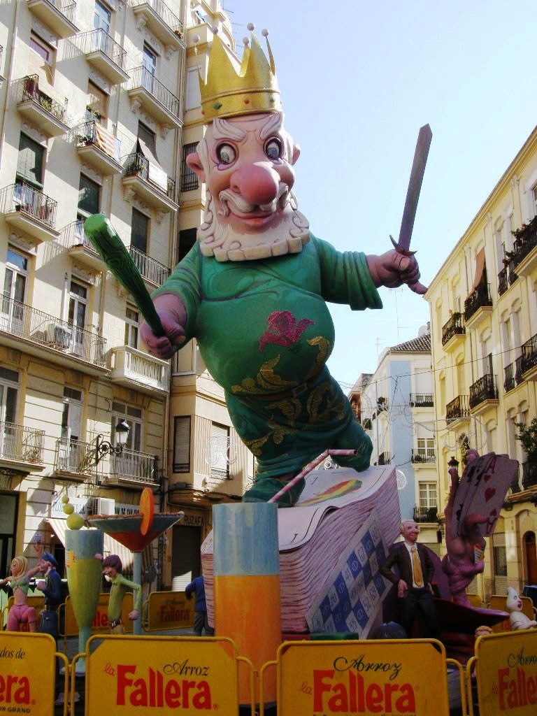 Totfalles: Doctor Serrano-Carlos Cervera