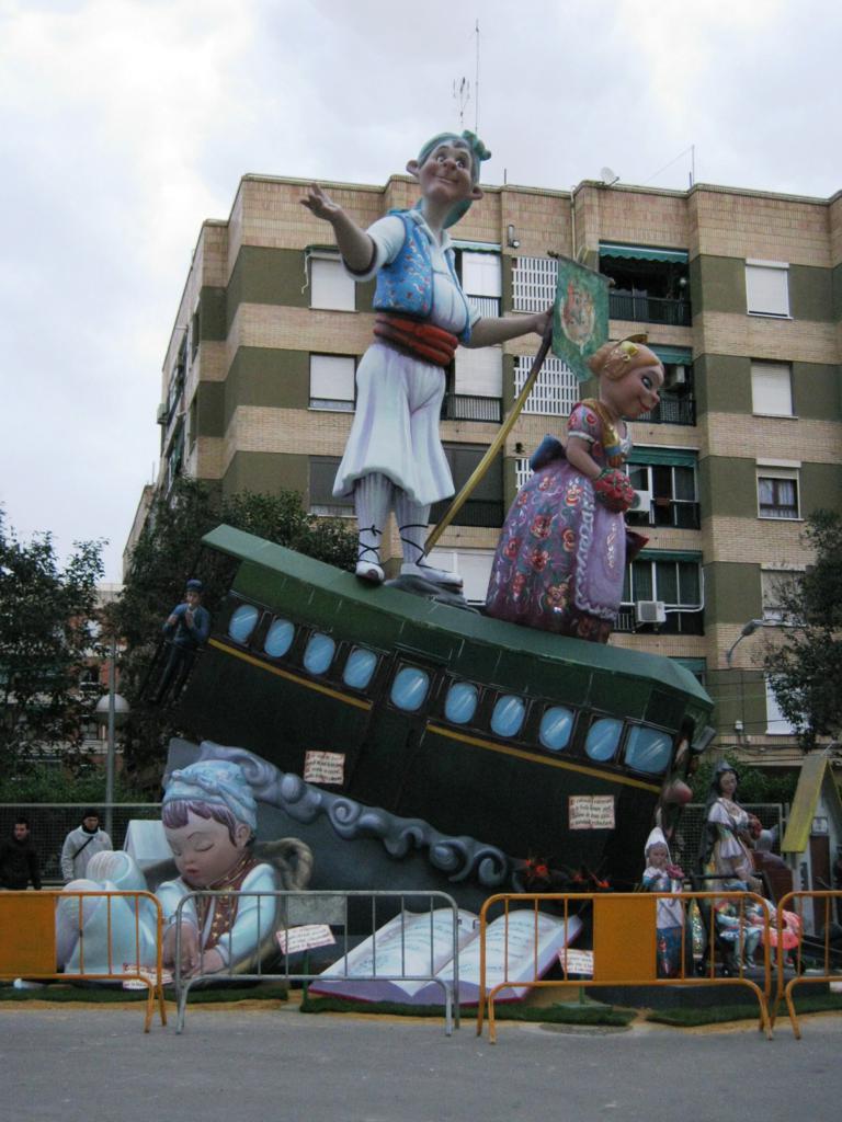 Totfalles: Náquera-Lauri Volpi 