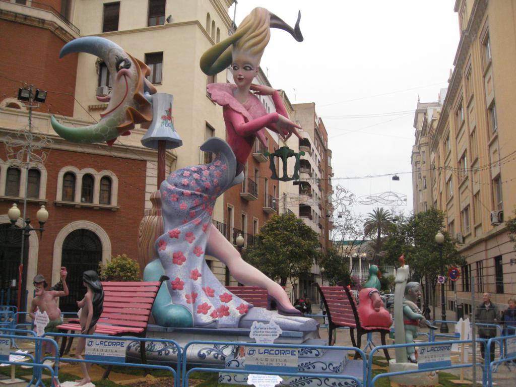 Totfalles: Av. Jacinto Benavente-Reina Doña Germana