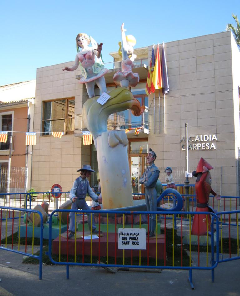 Totfalles: Plaça del Poble-Sant Roc 