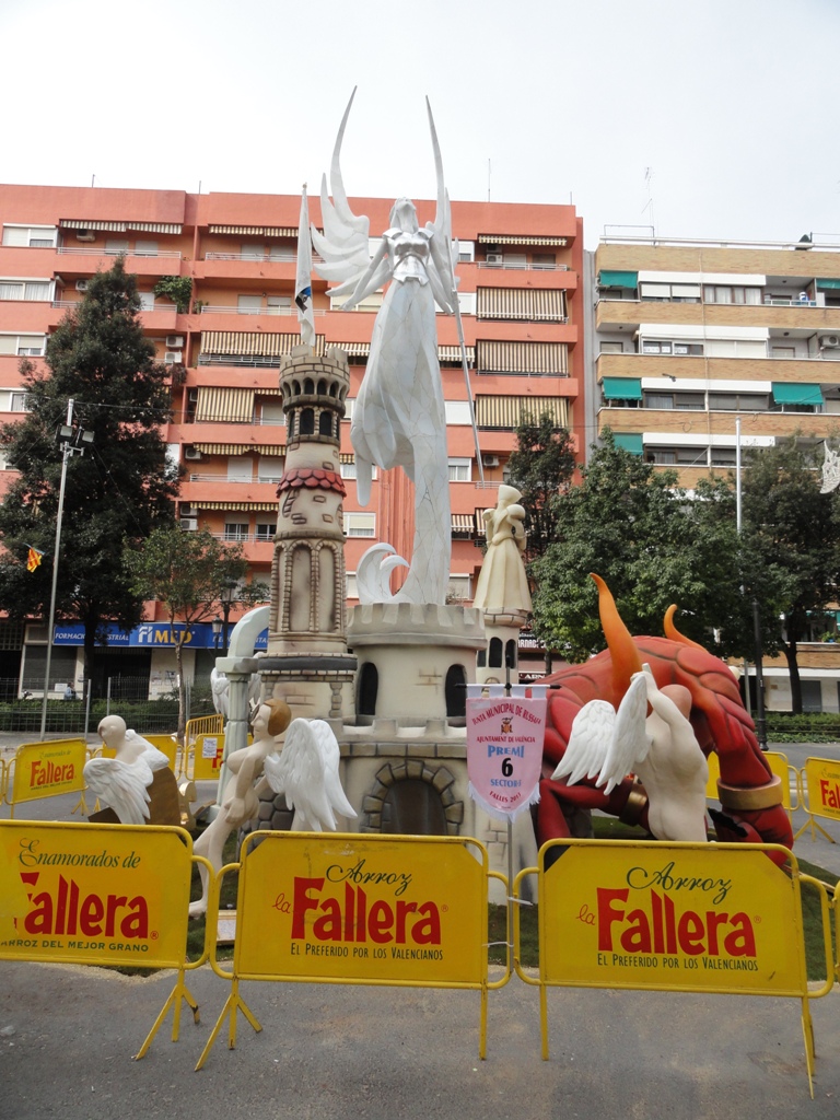 Totfalles: Av. Ausiàs March-Na Robella