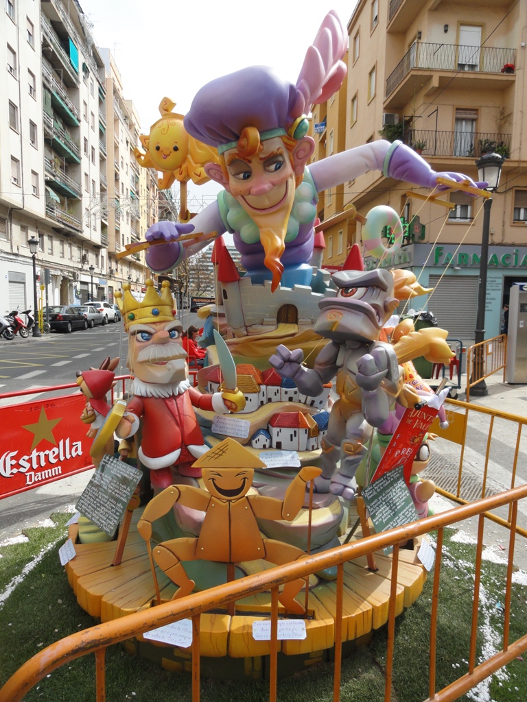 Totfalles: Pl. del Mercat de Monteolivet