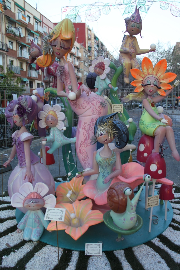 Totfalles: Industria-Santos Justo y Pastor