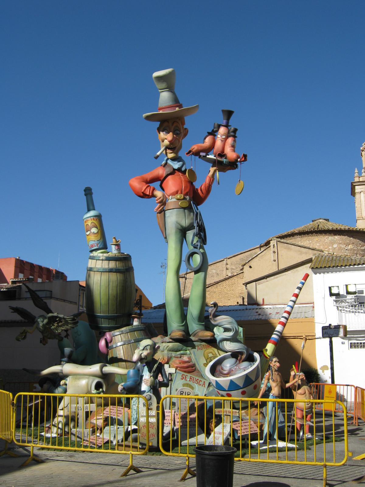 Totfalles: Plaça de la Tenda