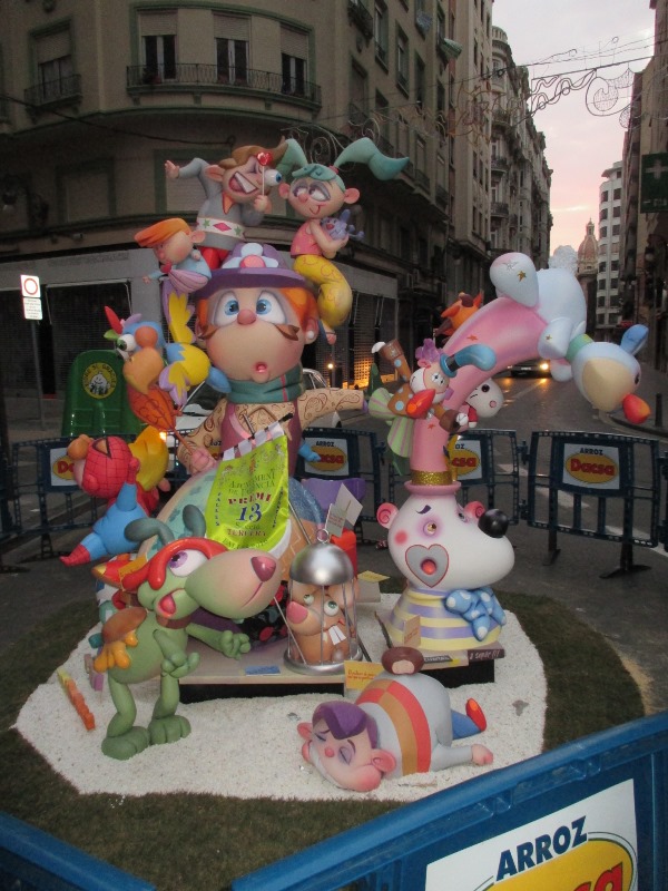 Totfalles: Avenida del Oeste
