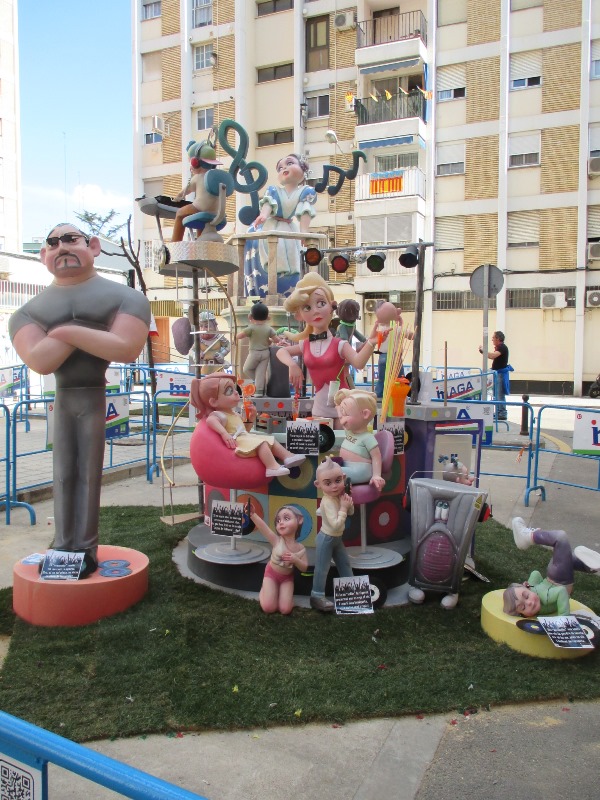 Totfalles: Plaza de Eduardo Marquina 