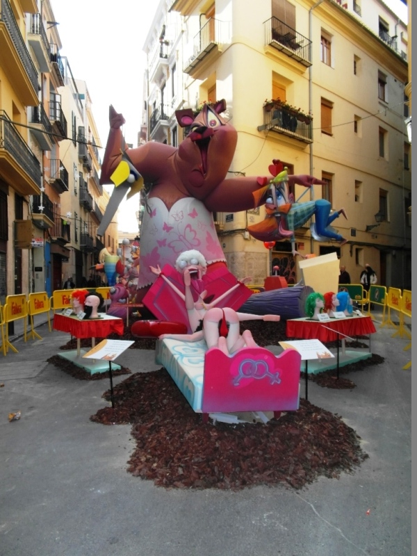 Totfalles: Corretgería-Bany dels Pavesos