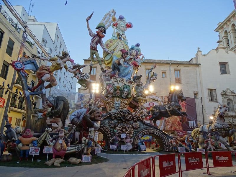 Totfalles: Plaza del Pilar