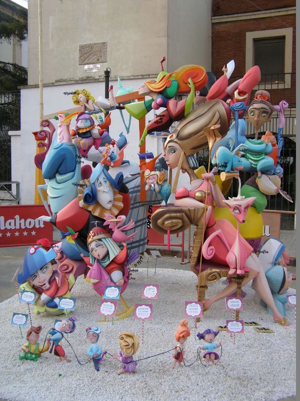 Totfalles: Arzobispo Olaechea-San Marcelino